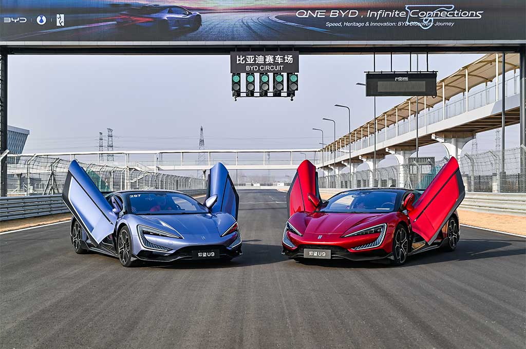 Begini Rasanya Ngebut Pakai Yangwang U9 di Sirkuit BYD Zhengzhou