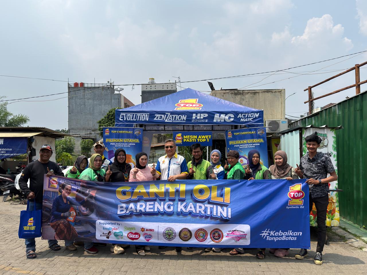 Bengkel Ini Berdayakan Mekanik ‘Kartini’ Layani Ojol Wanita