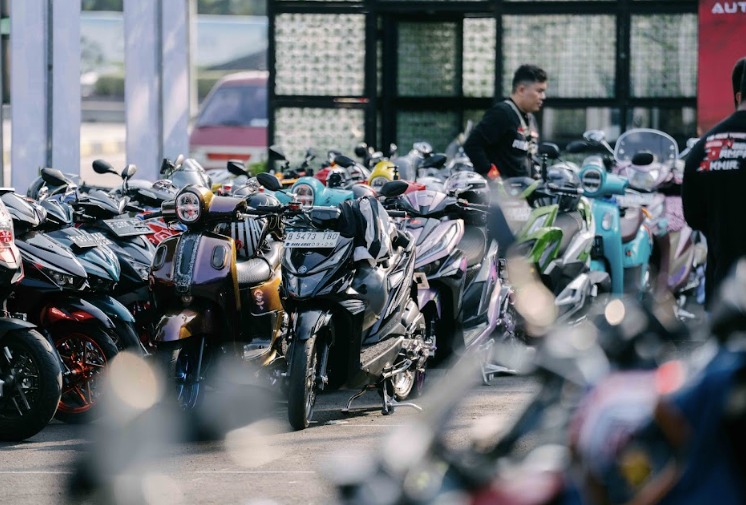 Ratusan Motor Modifikasi Keluar Kandang Lintasi Kota Bogor