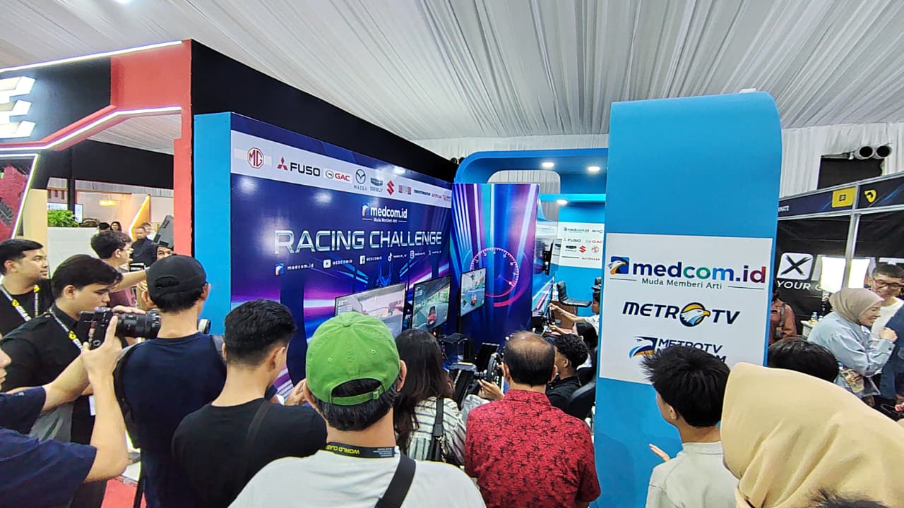 Adu Skill Balap Virtual di GIIAS 2026, Booth Medcom.id Jadi Magnet Pengunjung