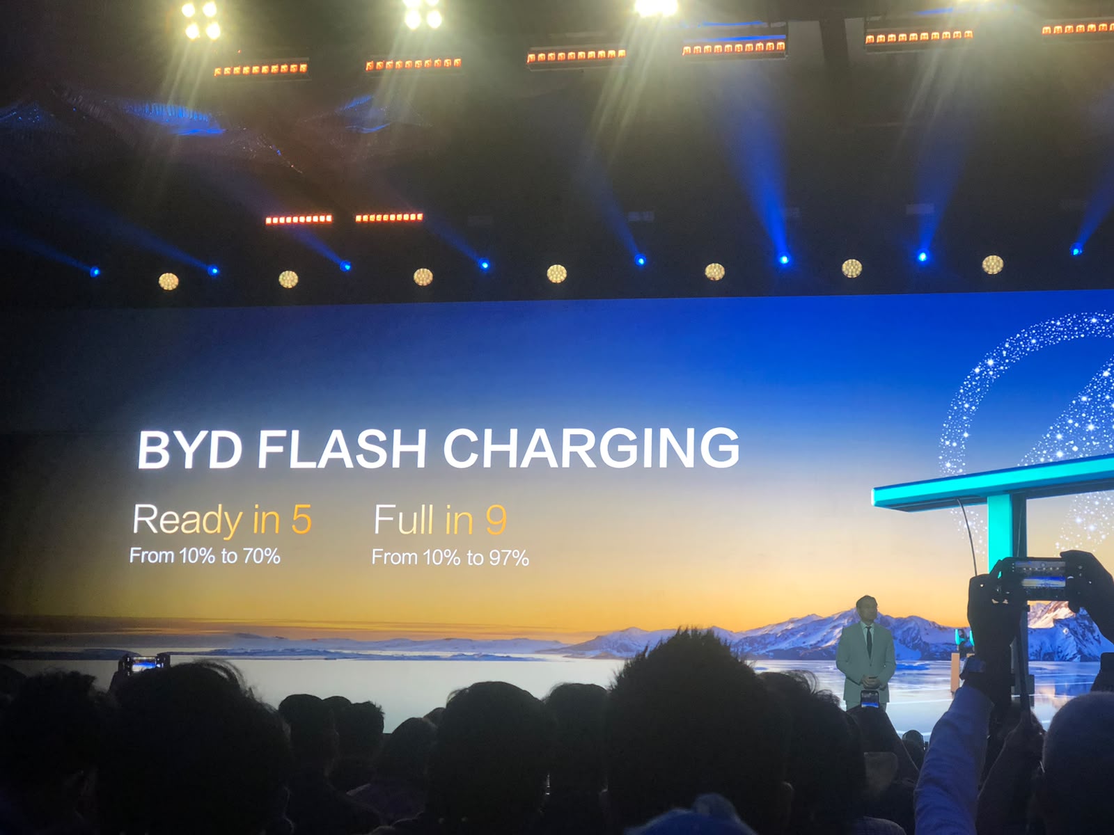 byd flash charging 01