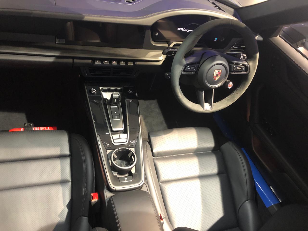 Porsche 911 Carrera GTS T-Hybrid Meluncur, 0-100 Km/Jam Cukup 3 Detik