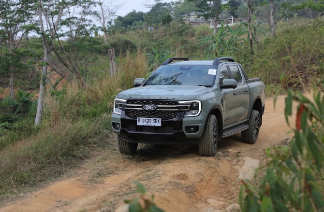 Empat Model Premium Ford Melantai di GIIAS 2026, Cek Harga Resminya