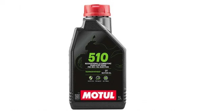 Pelumas Motor 2-Tak dengan Standar Baru, Apa Kelebihannya?