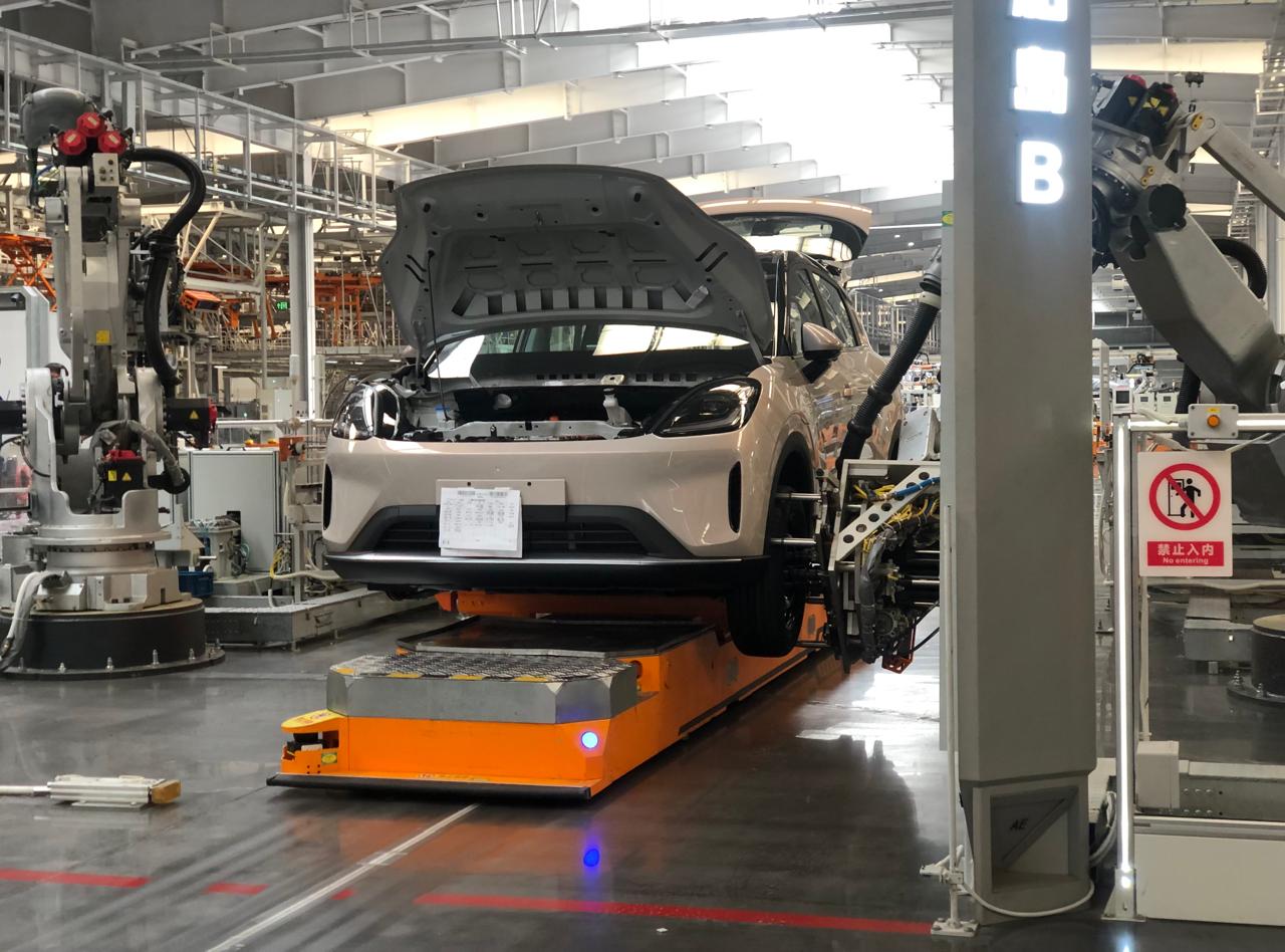 Mengintip Pabrik Wuling di Liuzhou, Produksi Mobil Dikerjakan Robot hingga AI