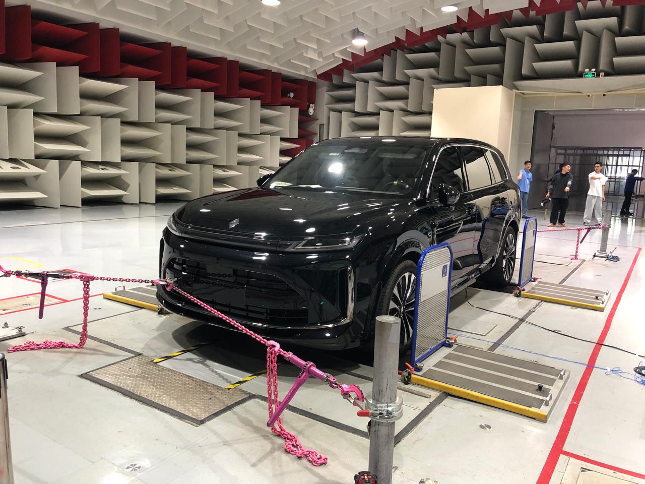 Mengintip Pabrik Wuling di Liuzhou, Produksi Mobil Dikerjakan Robot hingga AI