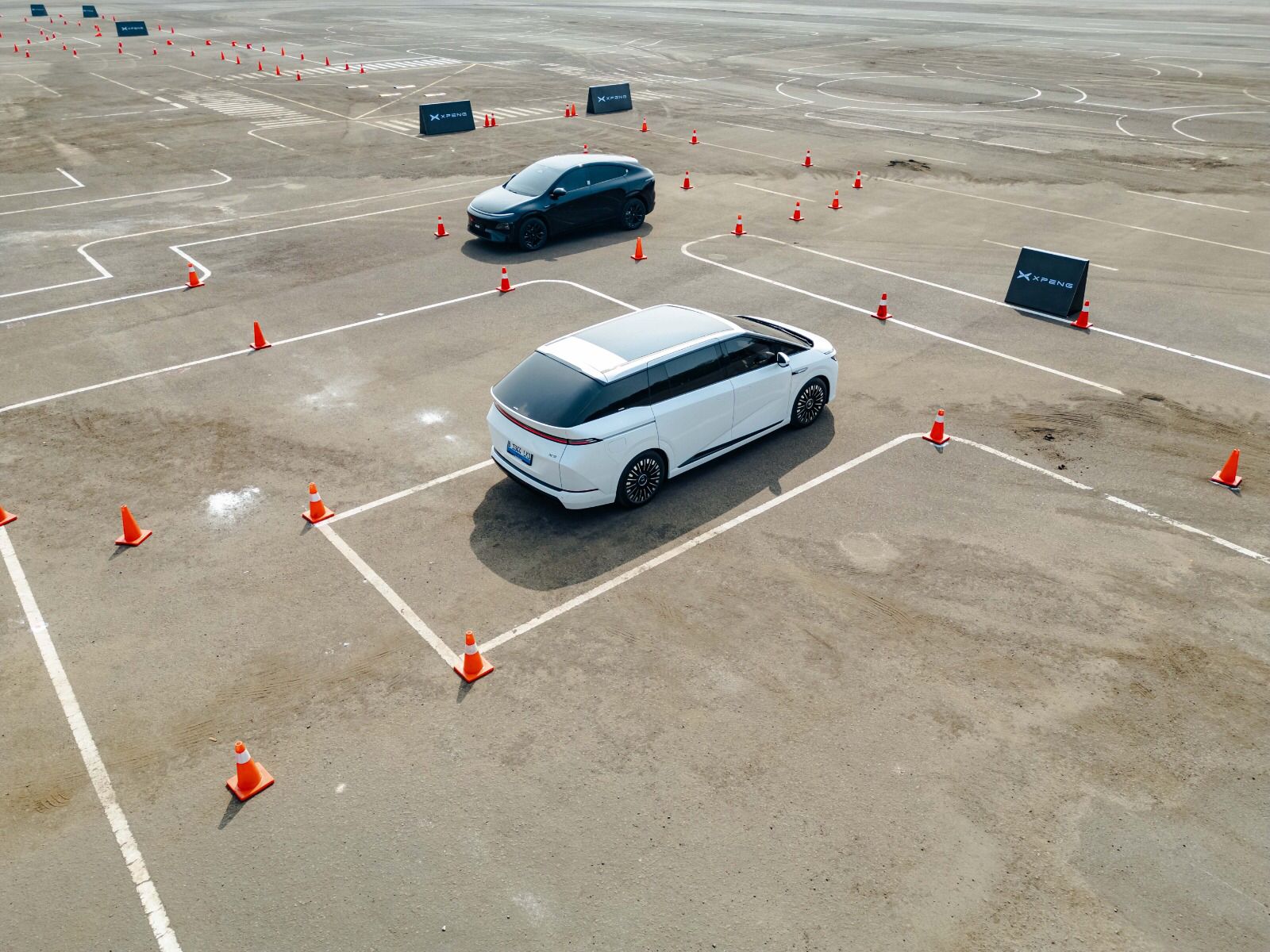 Kencan Singkat dengan Xpeng X9, Dimanjakan Segambreng Teknologi Pintar