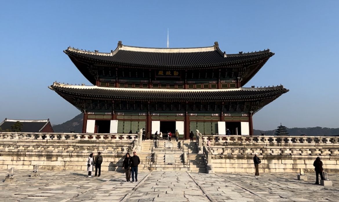 Belajar Sejarah Korea Langsung di Istana Gyeongbokgung
