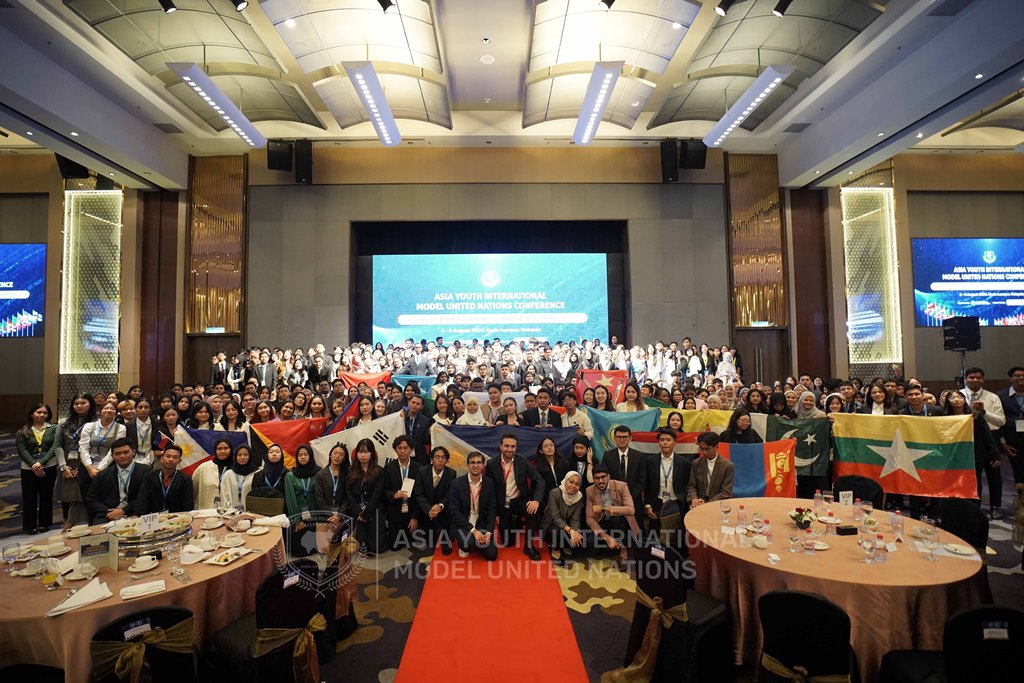 AYIMUN ke-14 Menginspirasi Generasi Muda dari Seluruh Dunia