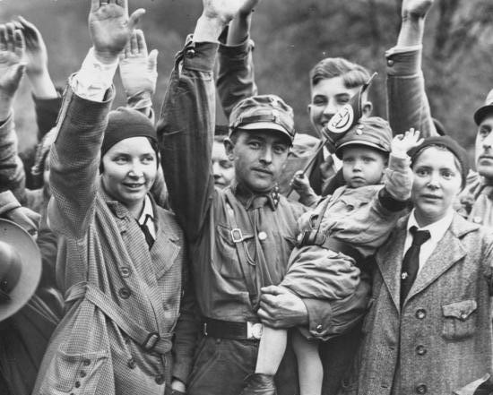 Sejarah Salam Nazi, Benarkah Berasal dari Kekaisaran Romawi?