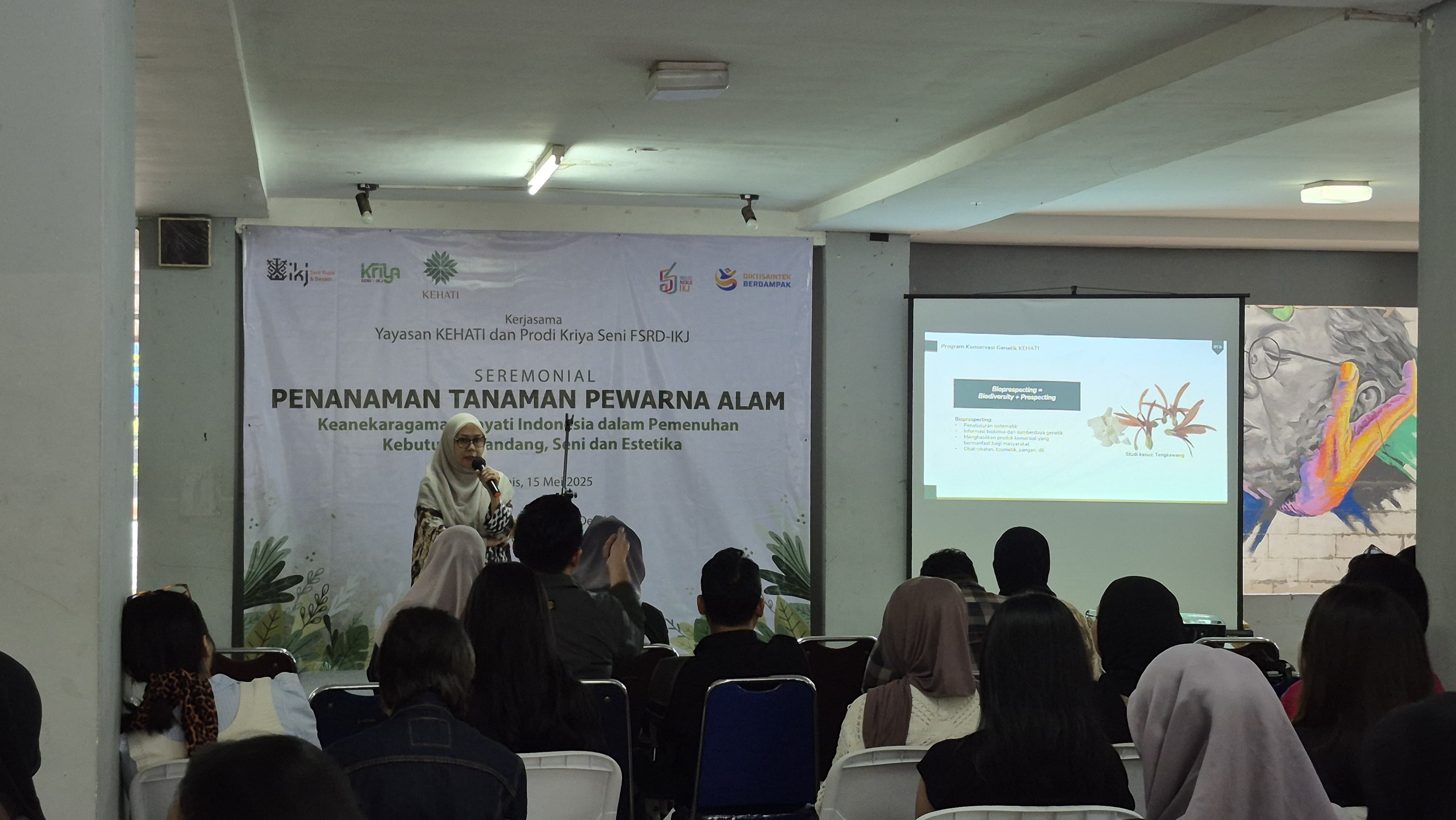 FSRD IKJ Gandeng KEHATI Bangun Laboratorium Pewarna Alam Berbasis Tanaman Lokal