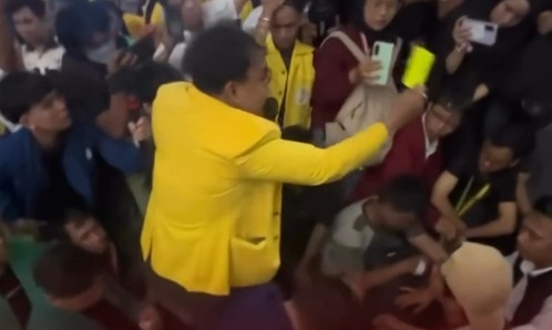 BEM SI Kerakyatan Beri Kartu Kuning ke Kemendiktisaintek, Ini Tuntutannya