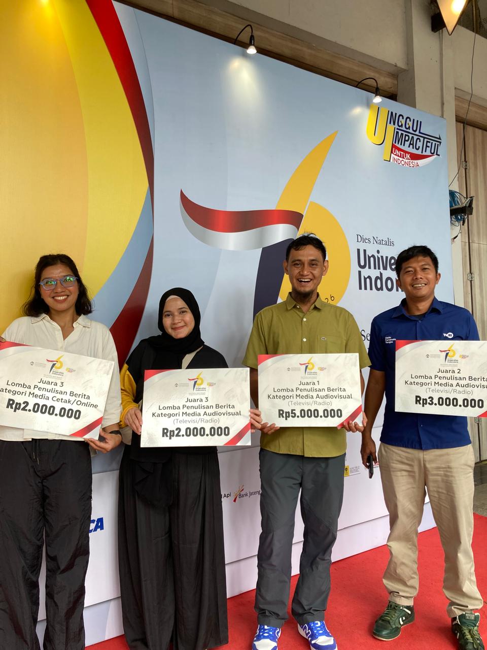 Jurnalis Medcom.id Sabet Juara 3 Lomba Penulisan Berita Dies Natalis ke-76 UI