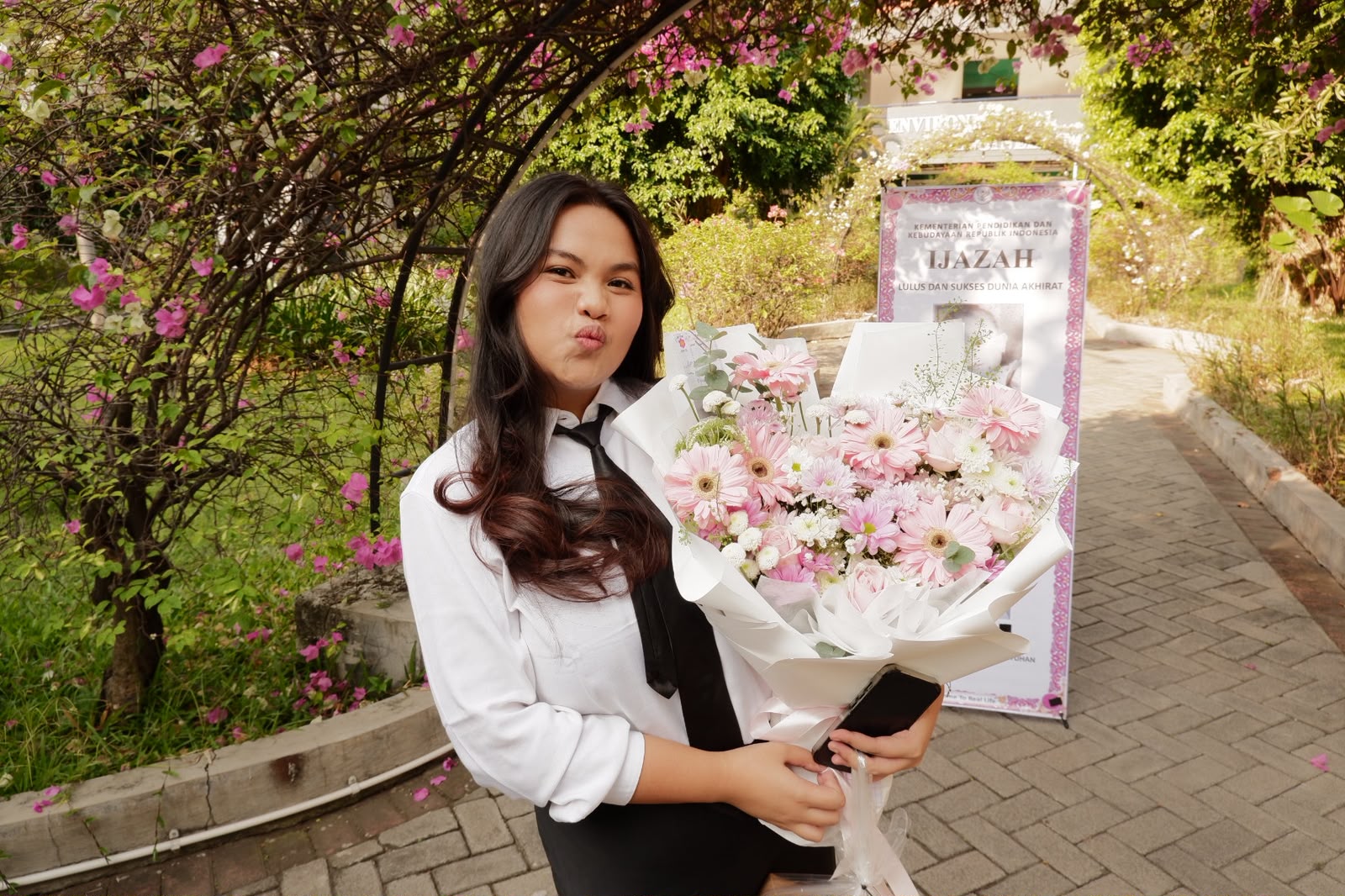 Hasna Nur Shadrian 2