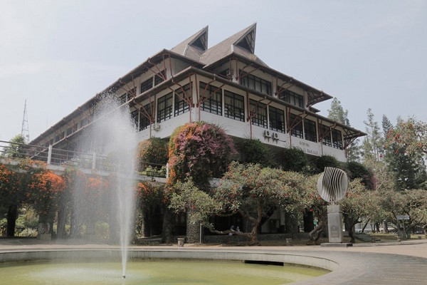 Kampus ITB_ DOK ITB 2