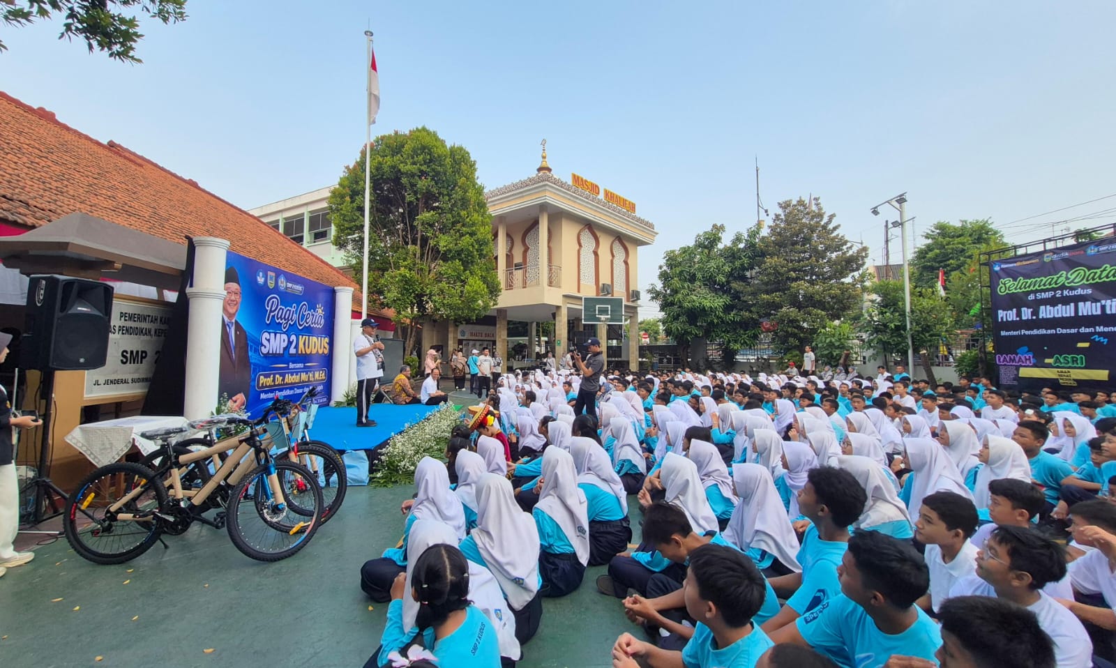 Kisah Abdul Muti, Anak Desa Pecinta Dunia Dalam Berita yang Kini Jadi Menteri