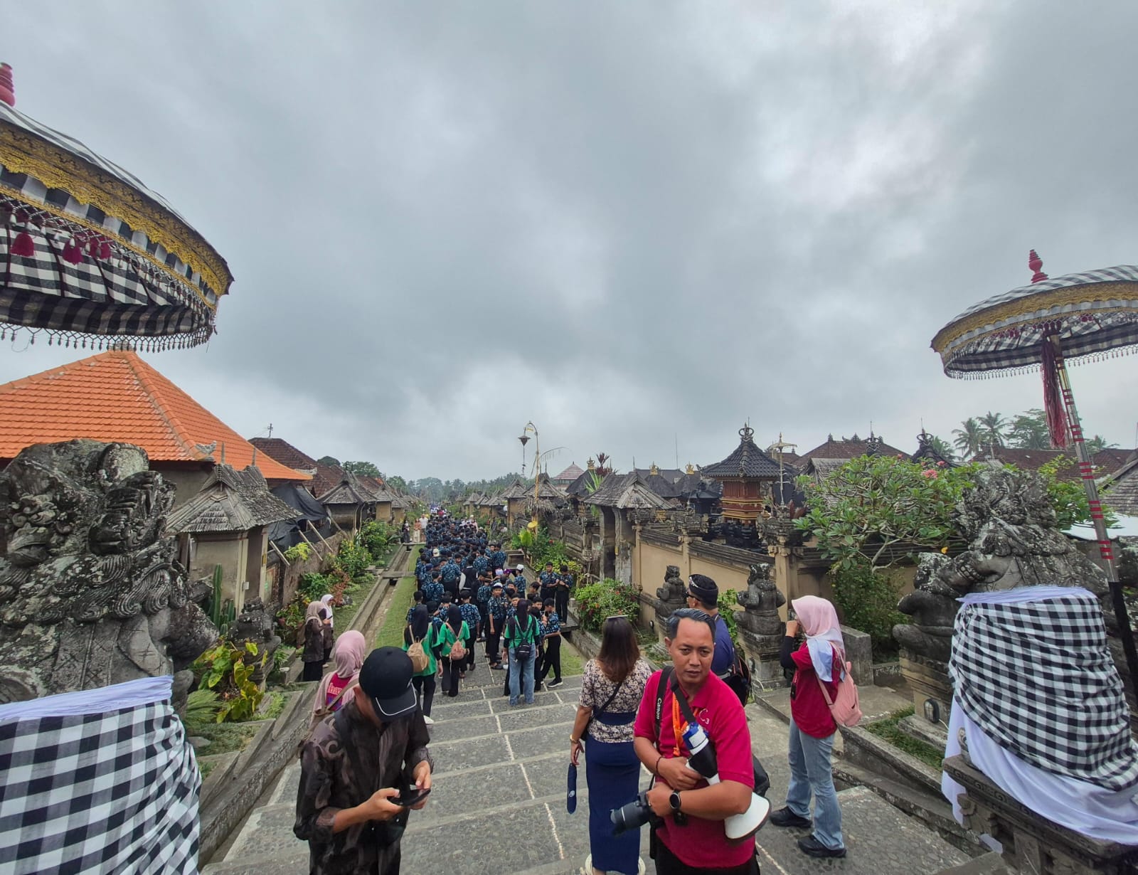 Penglipurana 9