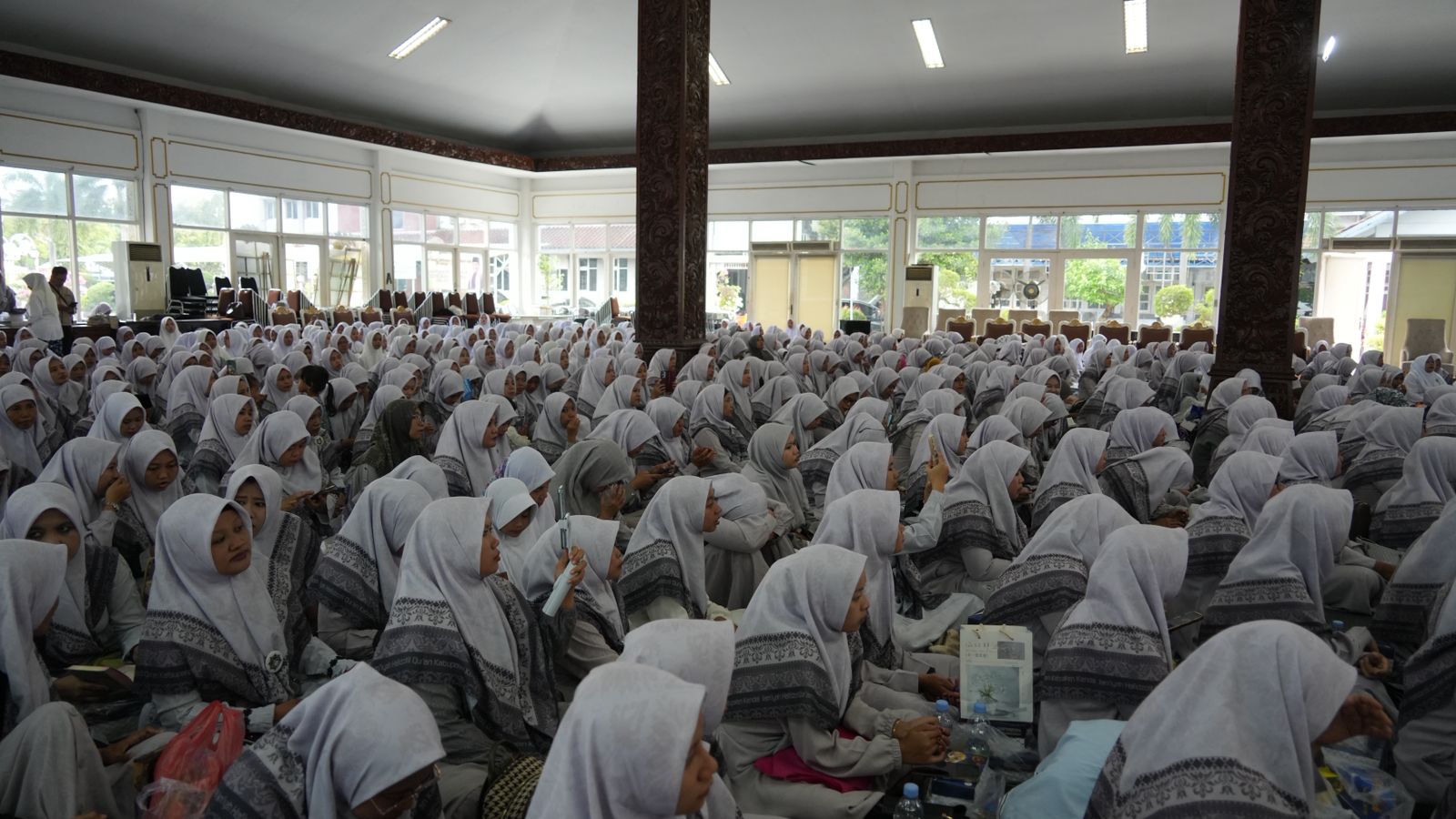 Peluang Karier, Indonesia Butuh Banyak Guru Tahfiz Al-Quran Perempuan