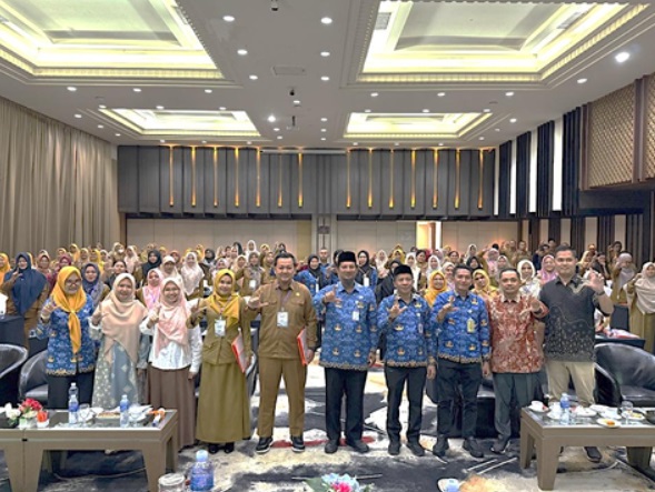 Koding dan AI Masuk SD, Unri Latih Ratusan Guru di Pekanbaru Terapkan Teknologi di Kelas