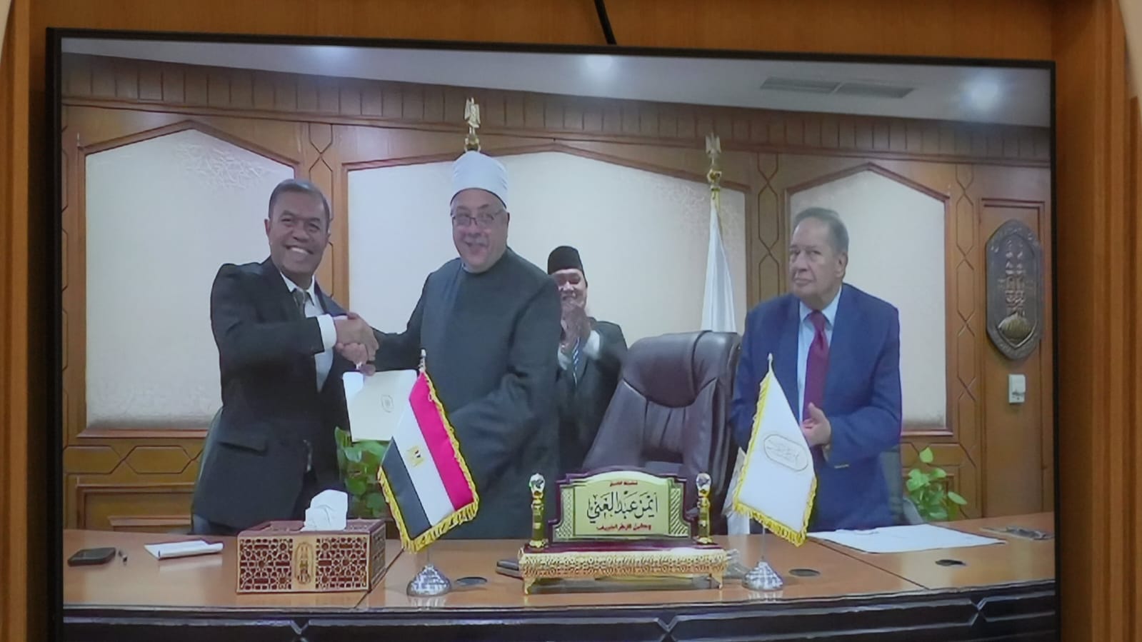 Wakil Al-Azhar Asy-Syarif - sy-Syekh Ayman Abdul Ghani