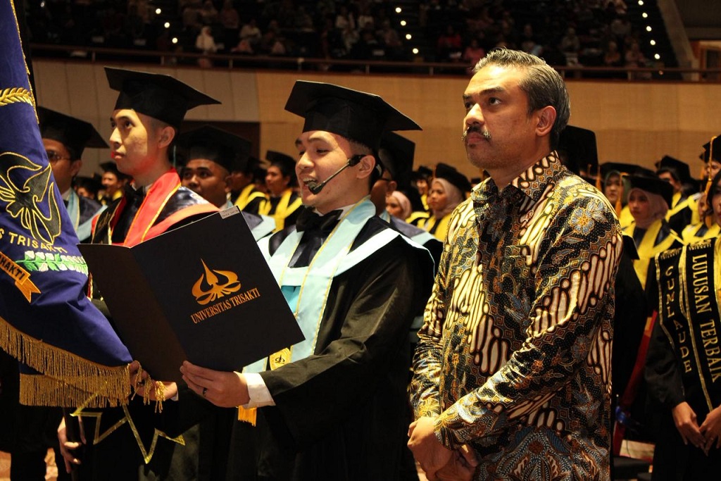 Universitas Trisakti Wisuda 1.746 Mahasiswa, Siap Cetak Penggerak Ekonomi