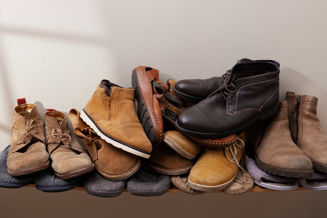 Cara Mengeringkan Sepatu Saat Musim Hujan