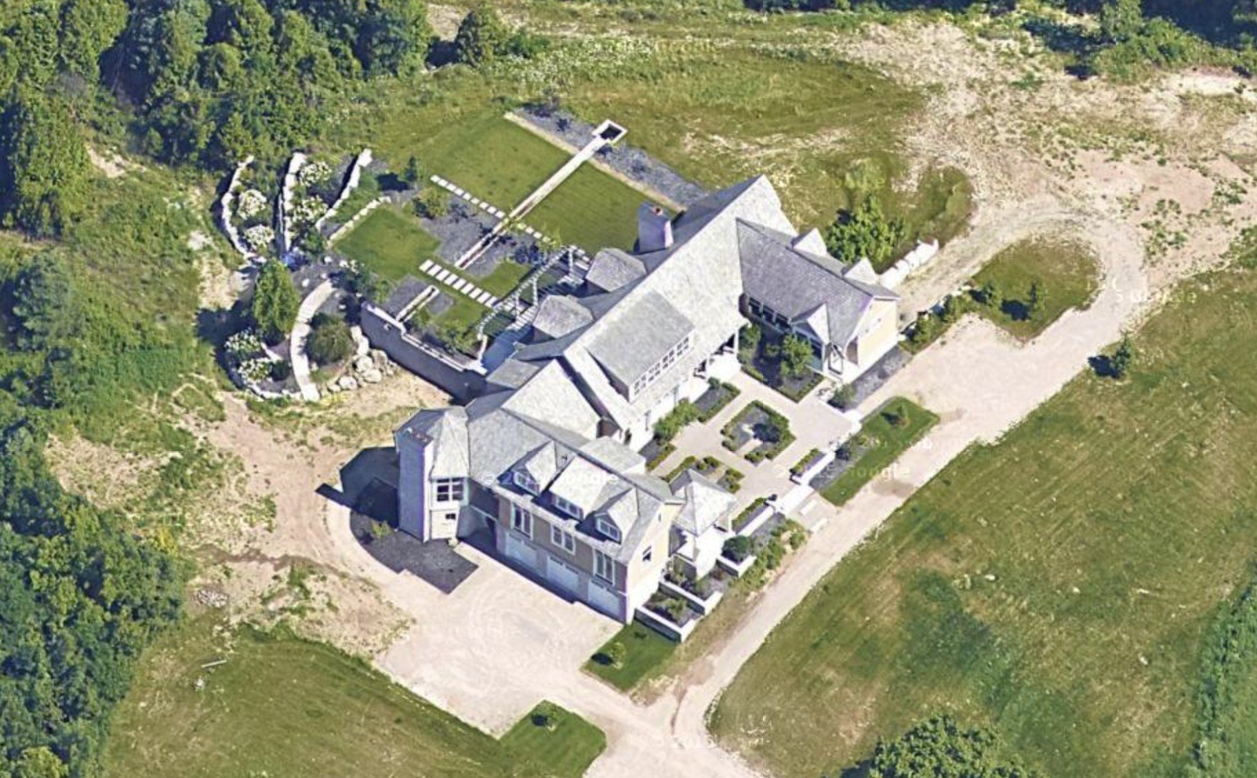 Diterpa Rumor Perceraian, Ini Deretan Properti Mewah Justin Bieber