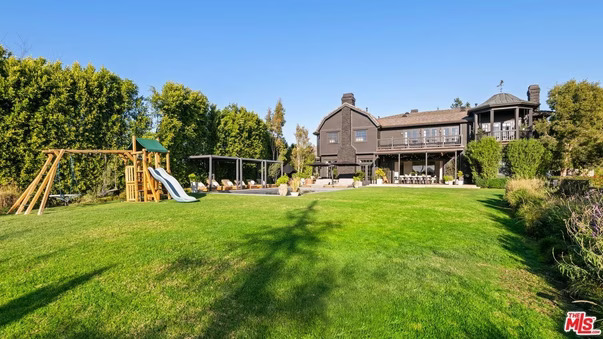 Jessica Alba Lepas Rumah Mewah Rp315 Miliar Usai Perceraian