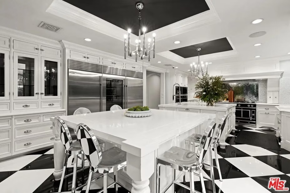 Kris Jenner Jual Rumah Keeping Up With the Kardashians Seharga Rp220 M