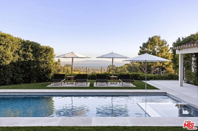 Intip Rumah Chris Pratt Seharga Rp395 Miliar yang Tak Laku Dijual
