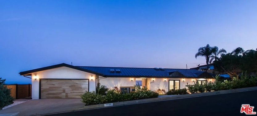 Jadi Lokasi Kematian, Rumah Bekas Matthew Perry Dijual Rp133 Miliar