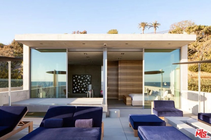 Rumah Kanye West di Malibu Selamat dari Kebakaran