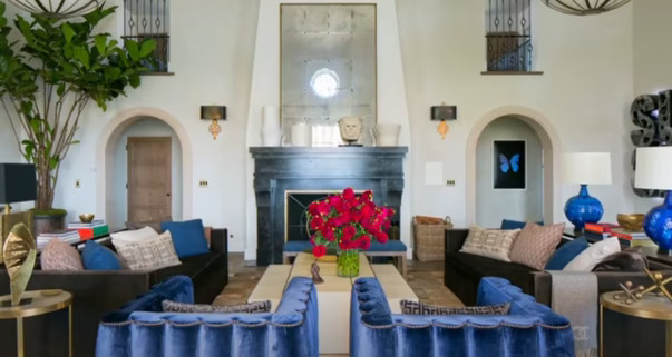 Koleksi Rumah Ellen Pompeo, Pemeran Greys Anatomy dengan Bayaran Tertinggi