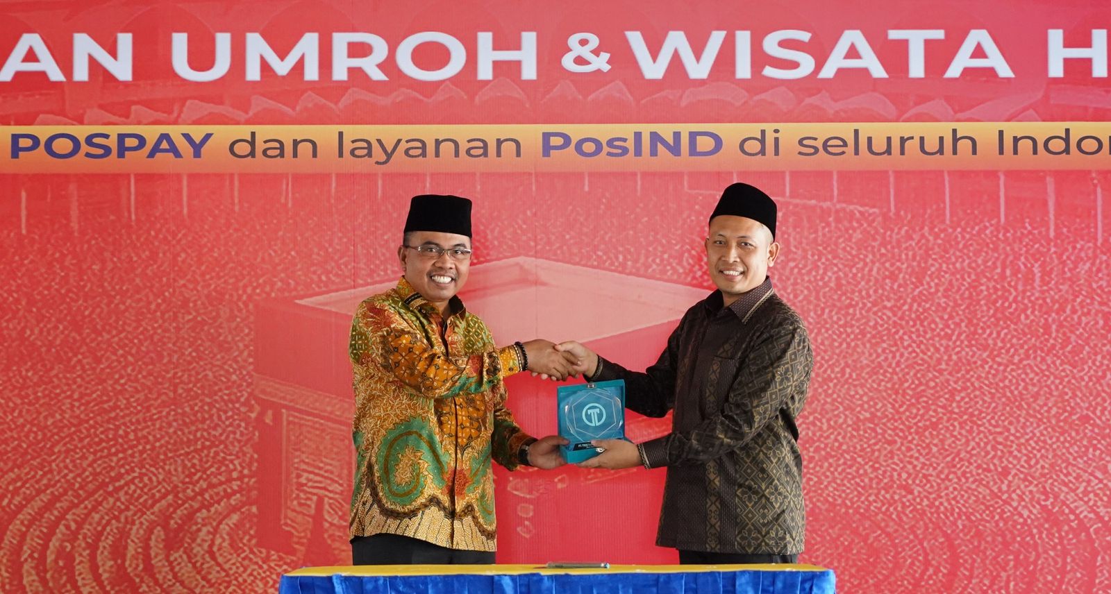 Pos Indonesia dan Treetan Nusantara Network Garap Layanan Umrah dan Wisata Halal