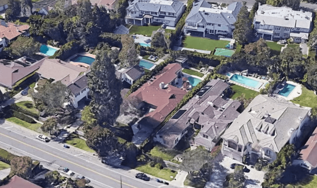 Intip Koleksi Properti Mewah Kamala Harris