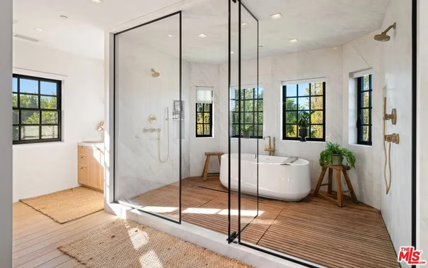 Jessica Alba Lepas Rumah Mewah Rp315 Miliar Usai Perceraian