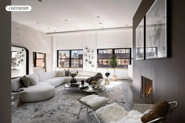 Supermodel Ini Jual Penthouse Rp137 Miliar
