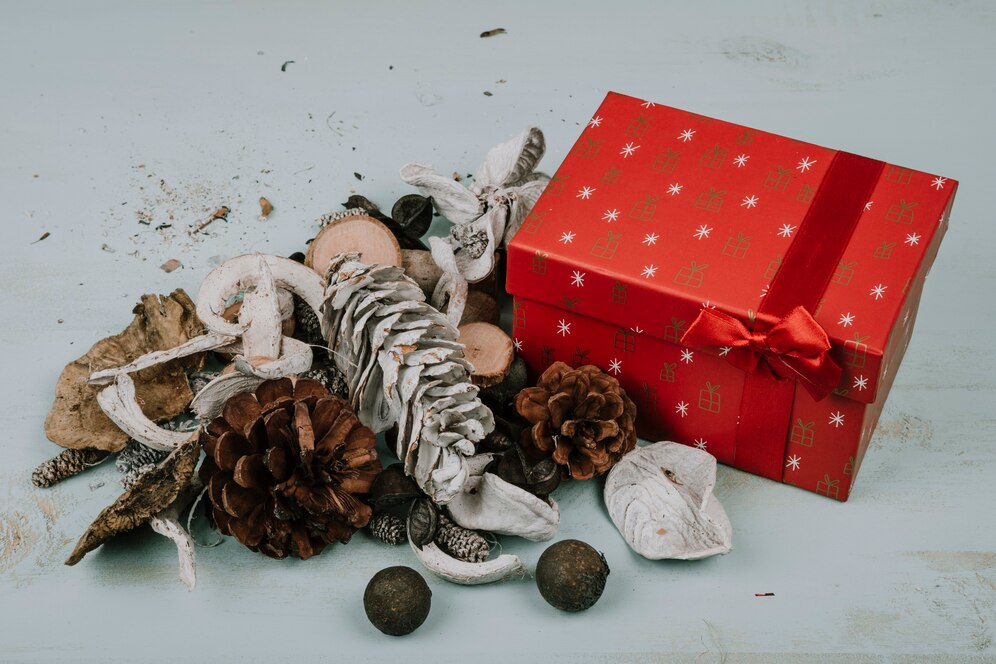 Kesalahan Menyimpan Dekorasi Natal yang Perlu Dihindari