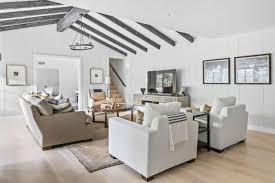 Intip Deretan Properti Mewah Timothee Chalamet