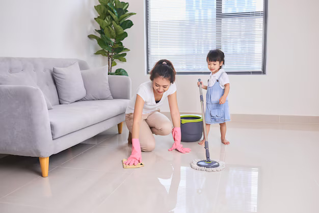 Tips Bersihkan Lantai yang Efektif untuk Rumah dengan Anabul