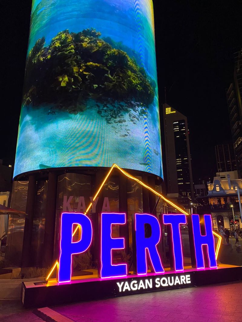 Mengagumi Bangunan Cantik hingga Tepi Laut Perth Pakai Becak Khas Australia