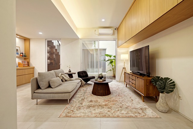 REX House: Pesona Rumah Lama yang Hidup Kembali dengan Sentuhan Modern