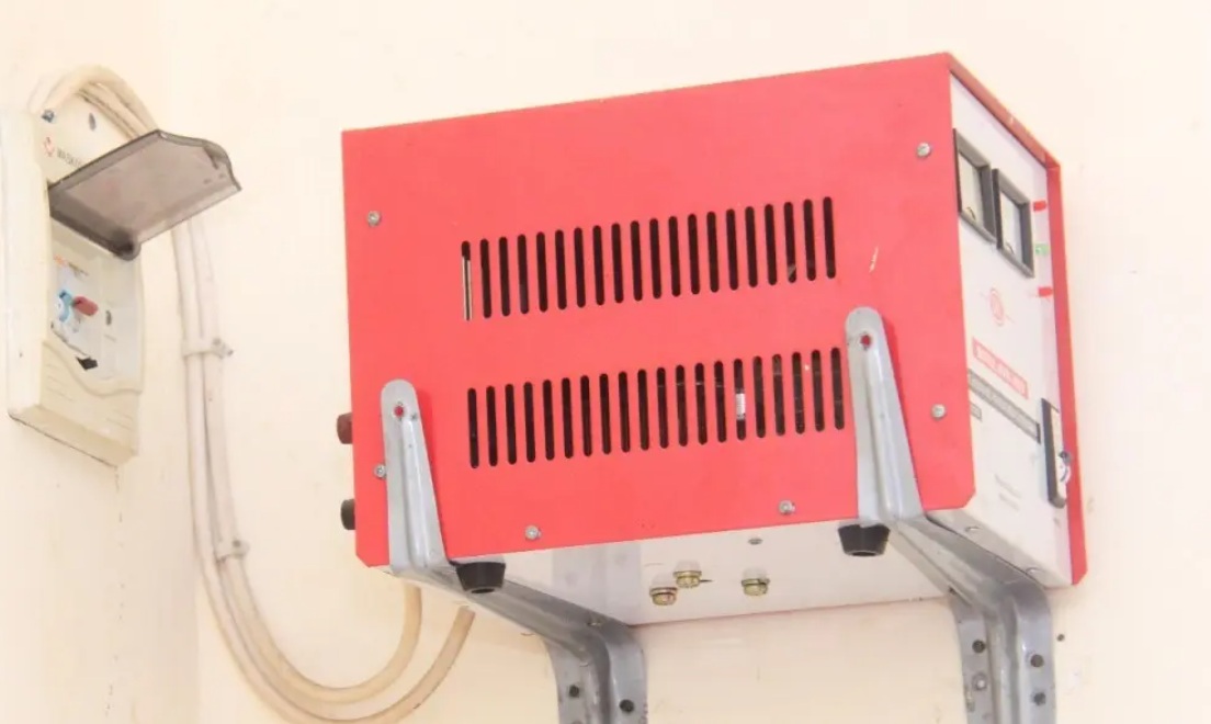 Jenis Stabilizer Listrik Paling Efektif dan Tips Pemasangan di Rumah