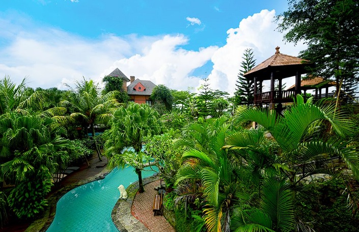 Mau <i>Staycation</i> di Puncak? Intip Yuk Pilihan Vila Berikut Ini