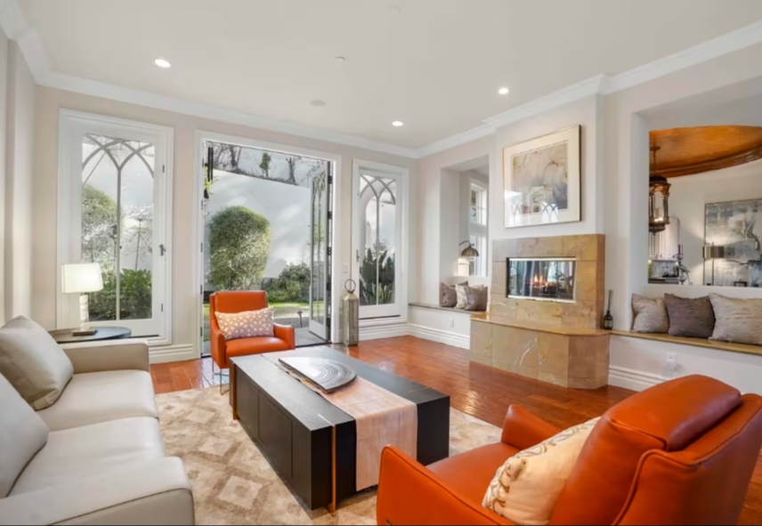 Bekas Rumah Vanessa Hudgens Dijual Rp71 Miliar