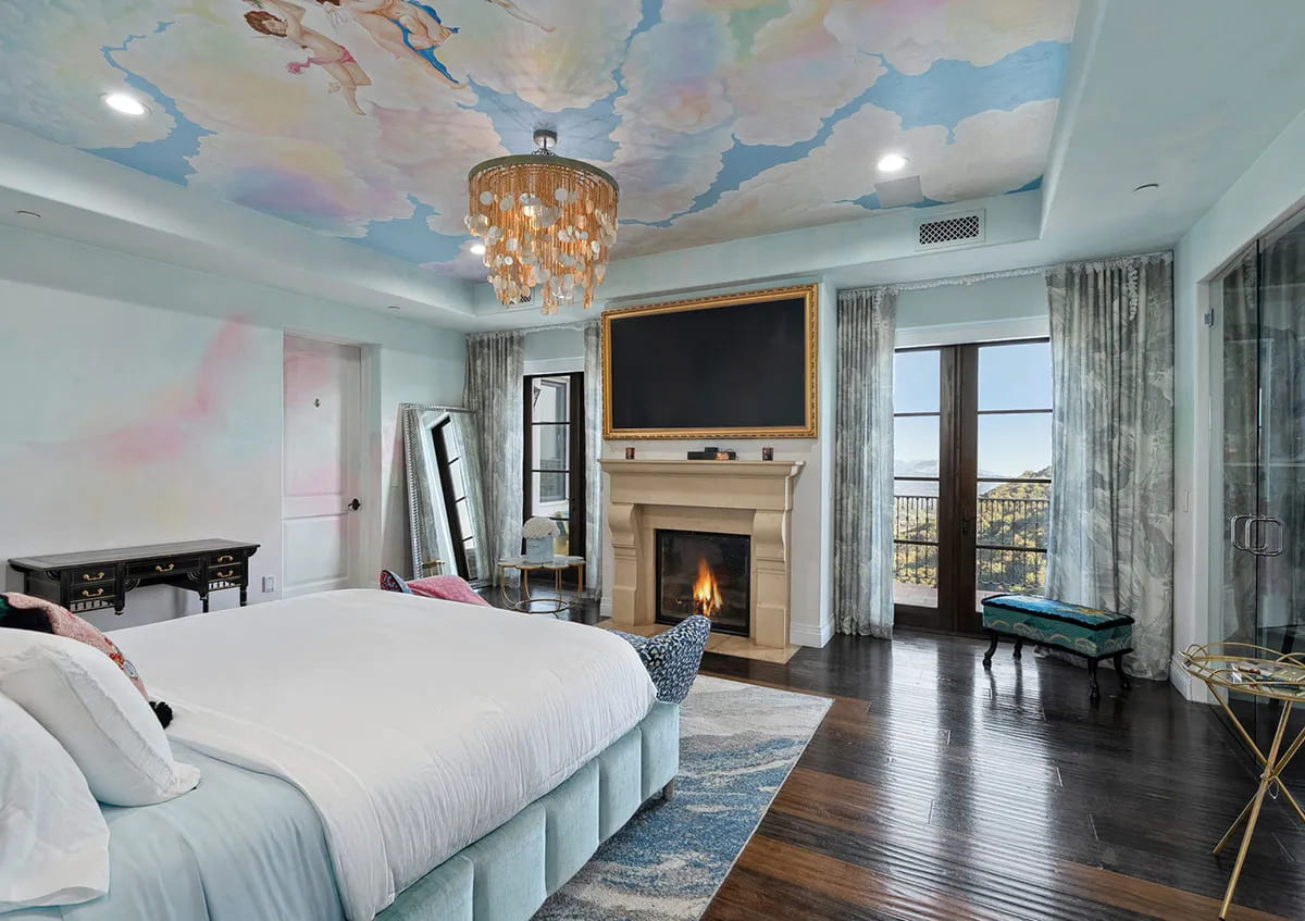 Bintang Disney Jual Rumah Rp64 Miliar di Malibu, Isinya Bikin Melongo!