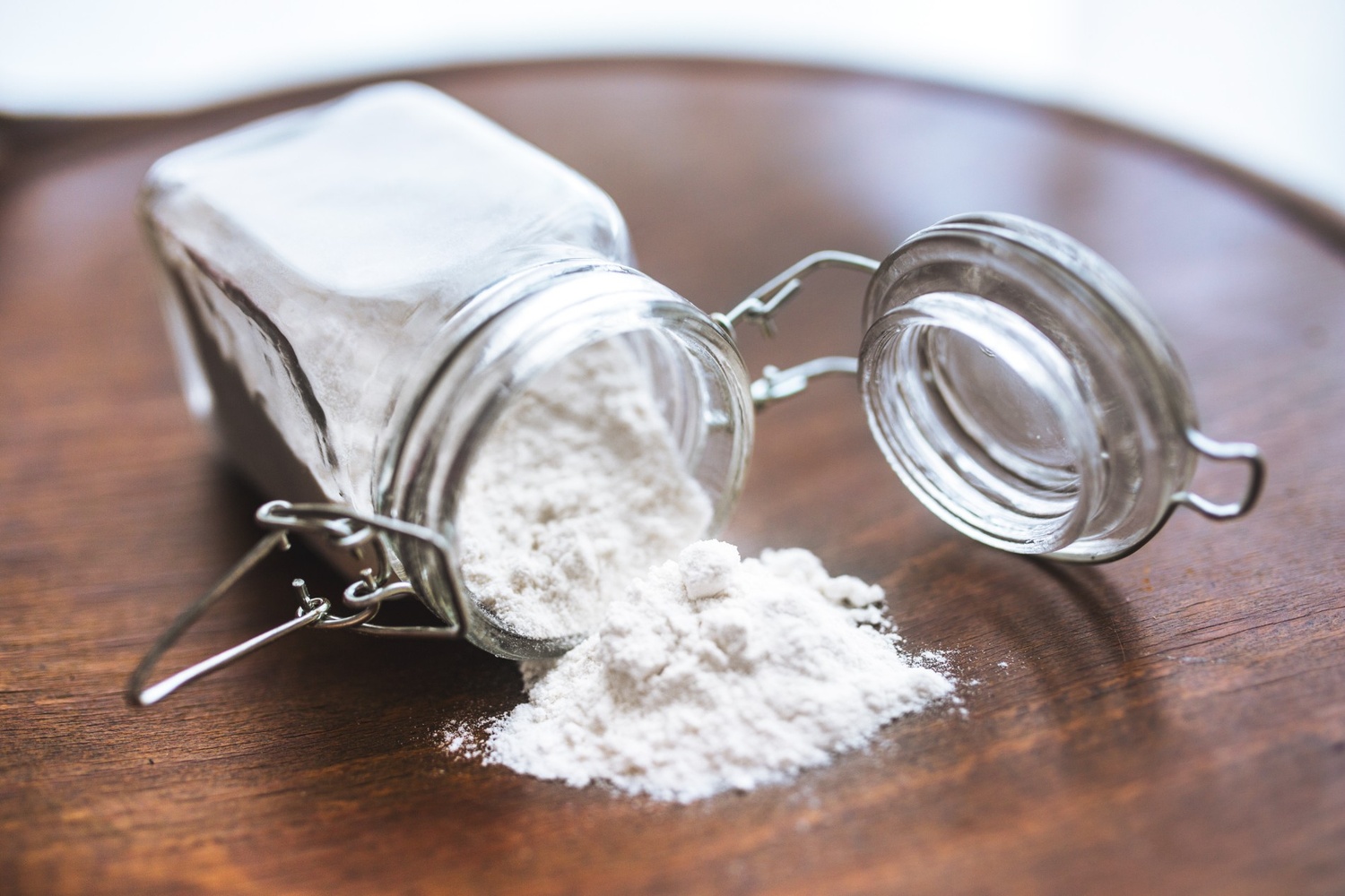 Noda Pakaian Sulit Hilang? Ini Cara Membersihkannya Pakai Baking Soda