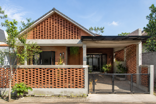 Rumah Minimalis Terasa Pengap? Coba Desain Ventilasi Ini