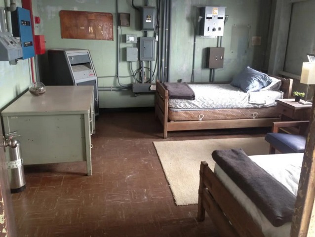 frying pan interior
