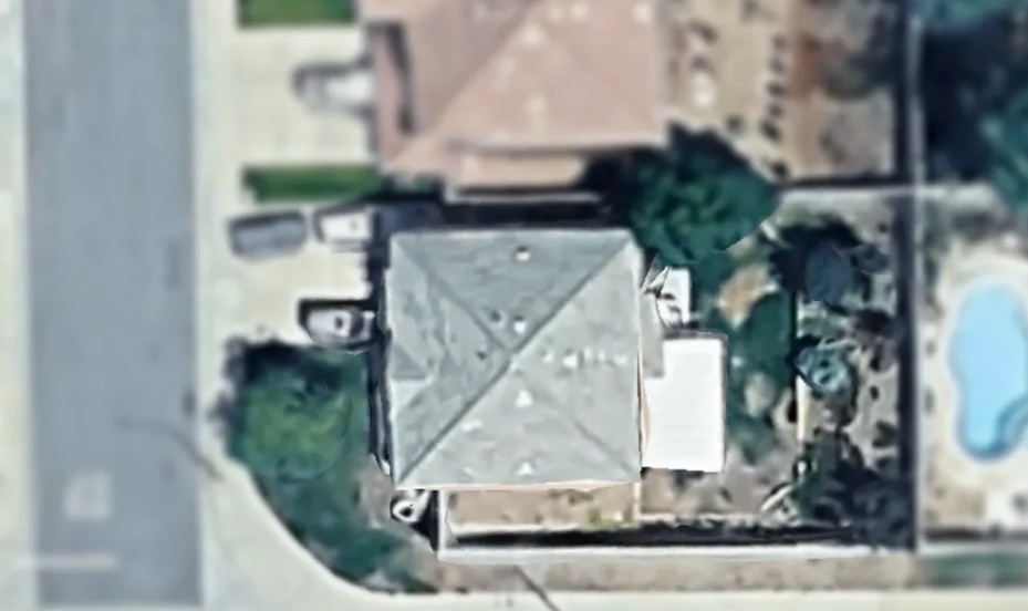 Fantastis! Aset Properti Kourtney dan Travis Capai Rp800 Miliar